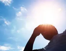 热传：布克梅奔F1为何如此(梅奔f1官网)